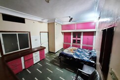 Reva home stay, Ujjain